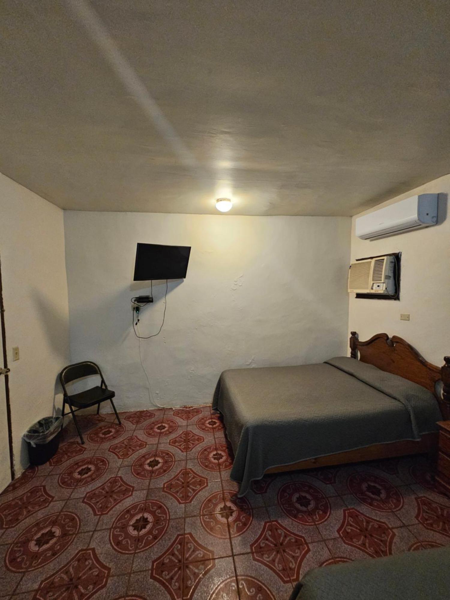 Hotel Chalet 마타모로스 외부 사진